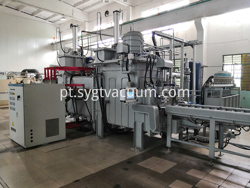 Three-Chamber Vacuum Sintering Furnace